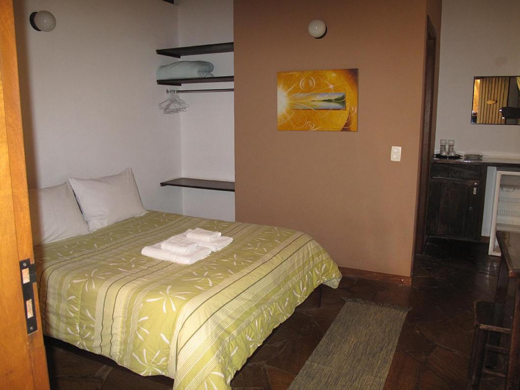 Hospedaria Vila Khepri Gonçalves Exterior foto