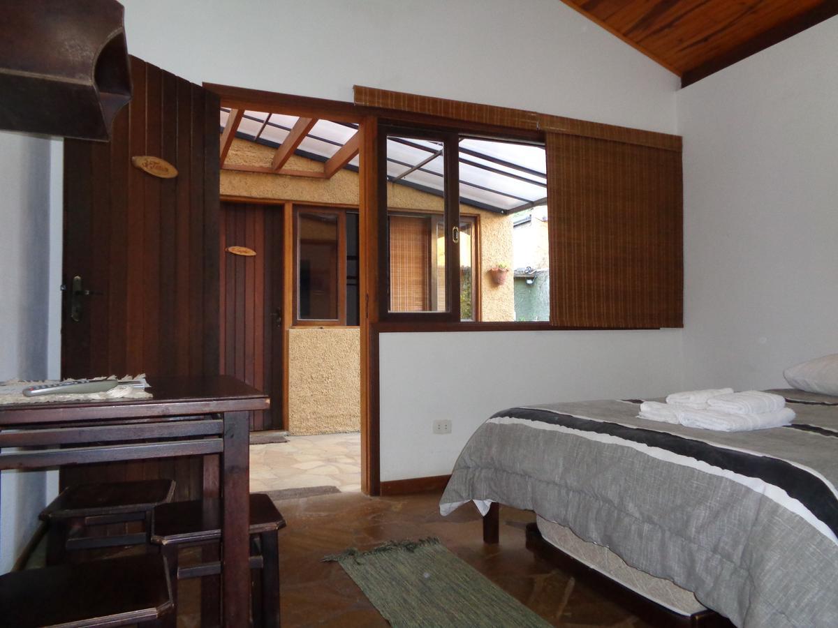 Hospedaria Vila Khepri Gonçalves Exterior foto
